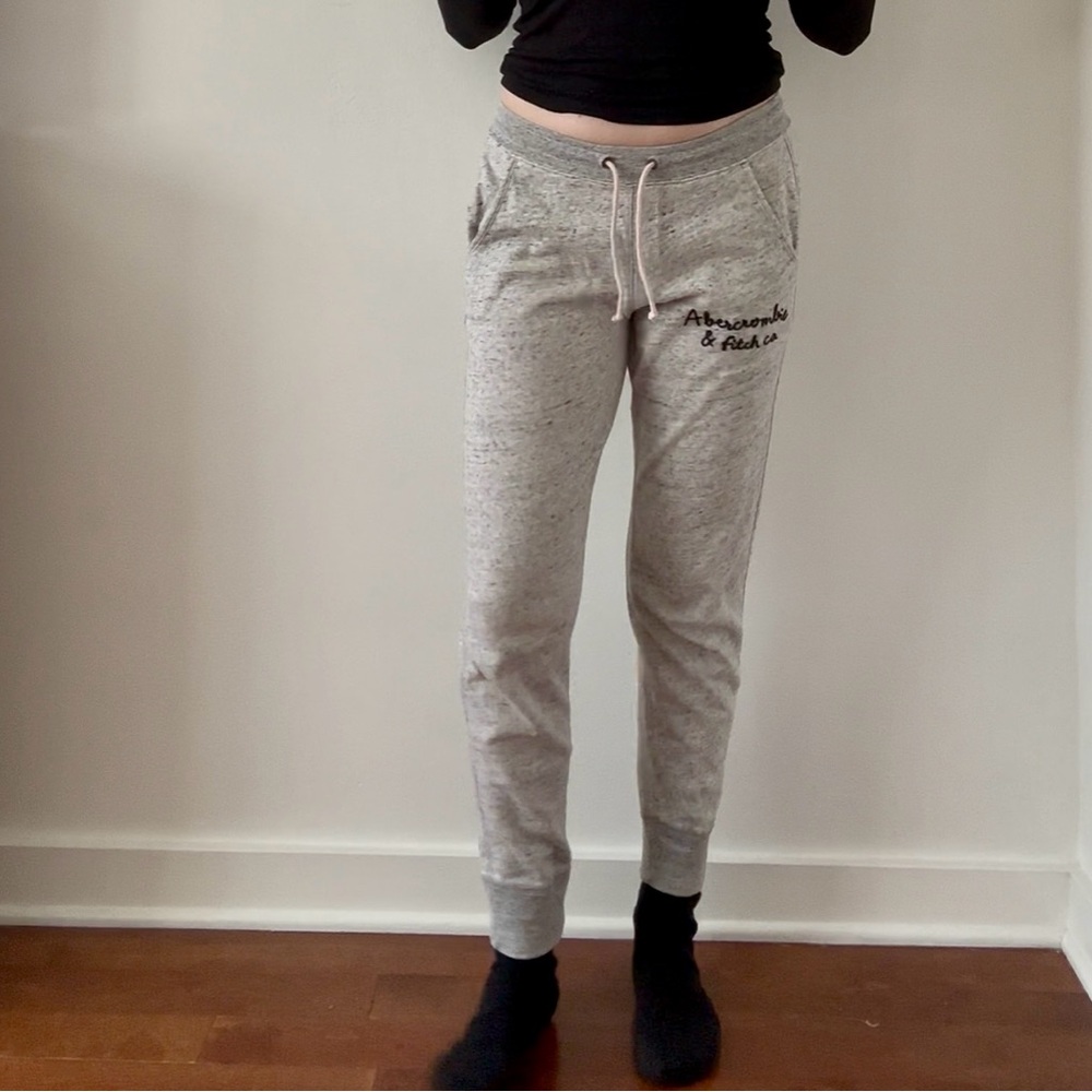 Abercrombie & Fitch Heather Gray Sweatpants